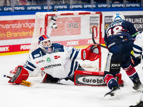 JENIKE-SHUTOUT: 3:0-AUSWÄRTSERFOLG BEIM TABELLENFÜHRER